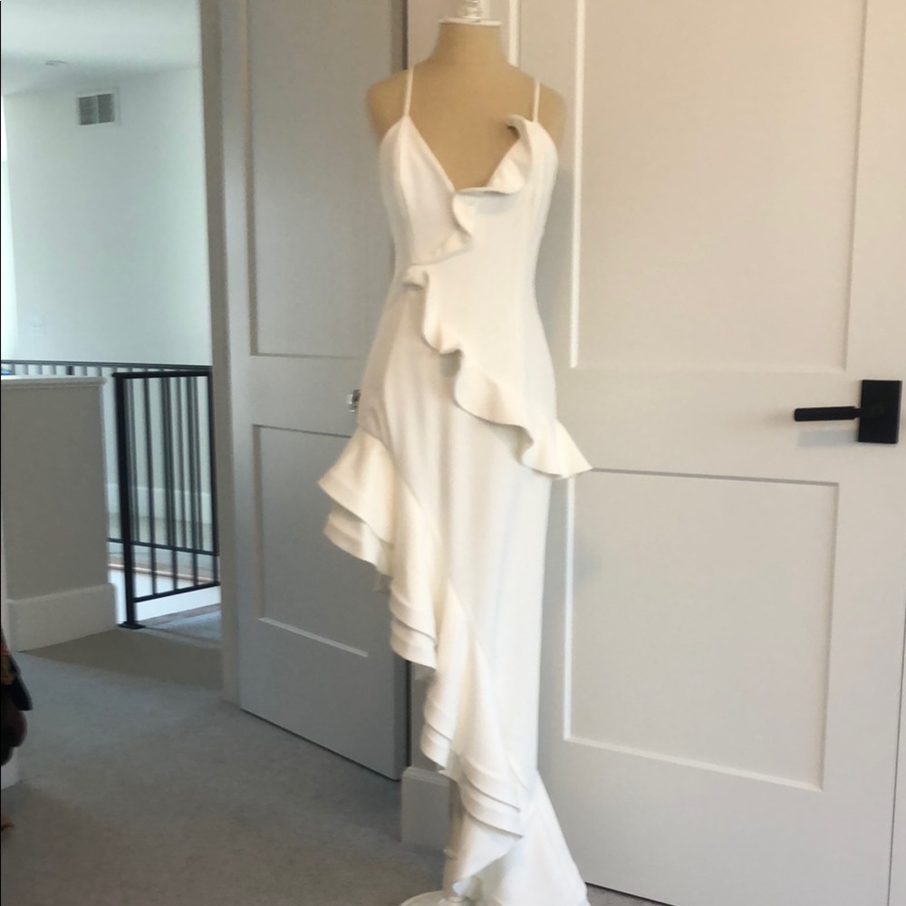 Elegant White Ruffled Dress LOVER & FRIENDS